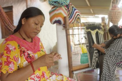 El encanto de nuestras raíces: Un viaje a las comunidades de artesanos colombianos que inspiraron en la película Encanto