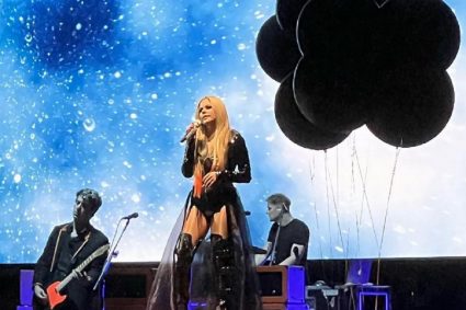 Avril Lavigne llega a Perú después de 12 años y ofrece concierto en el Arena Perú